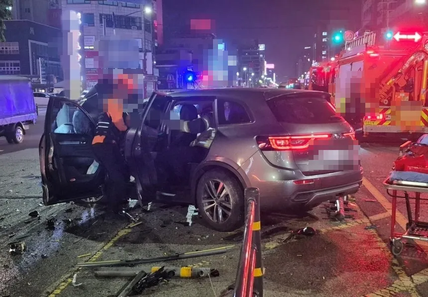 인천 음주운전 사고로 2명이 숨지고 동승자 3명이 다쳐 검찰이 운전자 A씨를 구속 기소했다.