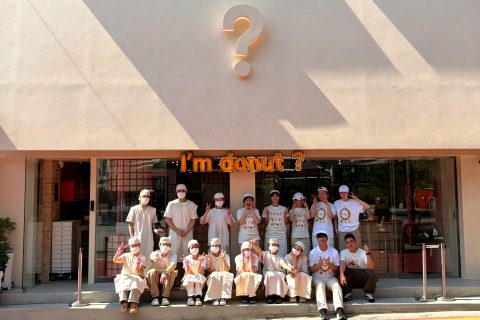 아임도넛(I’m donut?) 홍대 2호점이 2026년 5월 23일 서울 마포구 와우산로21길 14에 오픈한다. 위치, 메뉴, 공간 디자인, 웨이팅 전망을 정리했다.