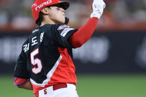 "늑구보다 무서운 광주천 수달" KIA 한화에 4-3 승리...김도영 36호 홈런·네일 9승