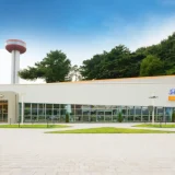 예당호 출렁다리 인근에 문을 연 빽다방 예당호점 외관
