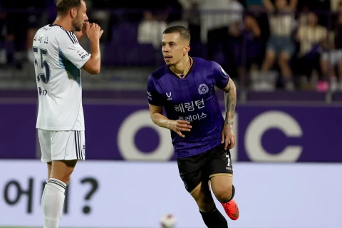 "이 경기도 매수 해봐" FC안양 울산 2-1 격파, 마테우스·엘쿠라노 골에 김정훈 PK 선방