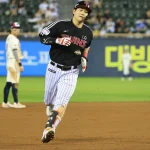 LG 트윈스가 두산 베어스를 5-1로 꺾은 잠실 경기