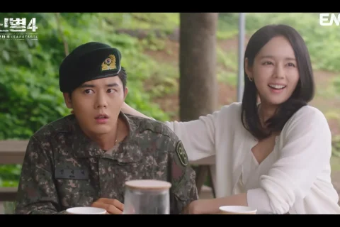 신병4 전우주 역 한가인이 부대 면회 장면에 등장한 모습
