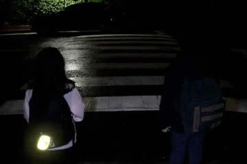 초등학생 교통안전 강화, 서울 초1 전체에 반사 키링 배부