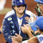 삼성 라이온즈 박승규가 KIA전에서 시즌 10호 홈런을 치는 모습