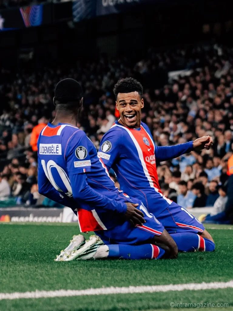 우스만 뎀벨레가 PSG 맨시티 챔피언스리그 경기에서 헤더골을 넣는 모습