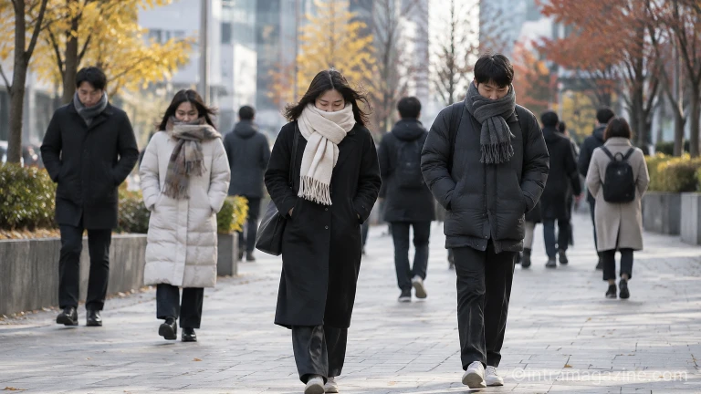한파주의보, 두꺼운 겉옷을 입고 출근길을 서두르는 시민들의 모습