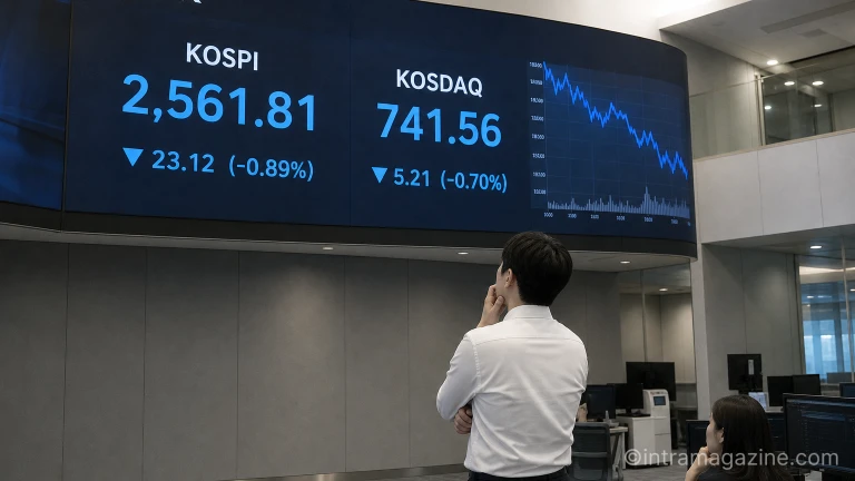 하락세를 보이는 코스피 지수 전광판
