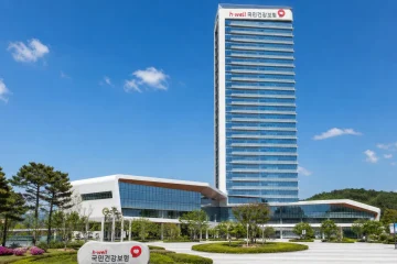 건강보험 재정, 2.8조 적자 전망에도 내년 보험료 동결…괜찮을까?