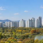 올림픽공원 인근에 위치한 서울 송파구 대단지 아파트 전경